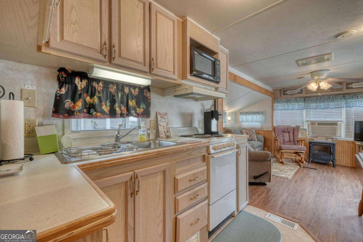 4360 Riverbank Run Hiawassee - 8