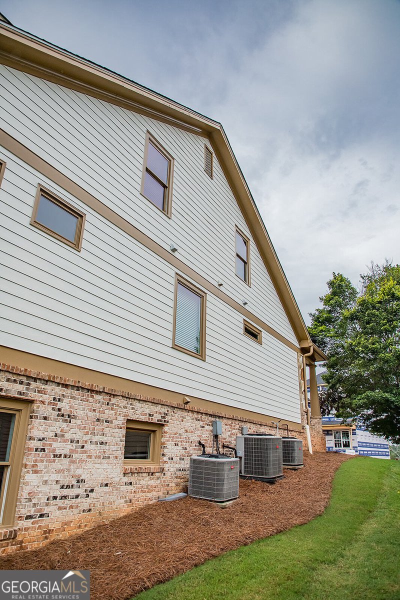 1211 Hawthorne Circle Madison - 15