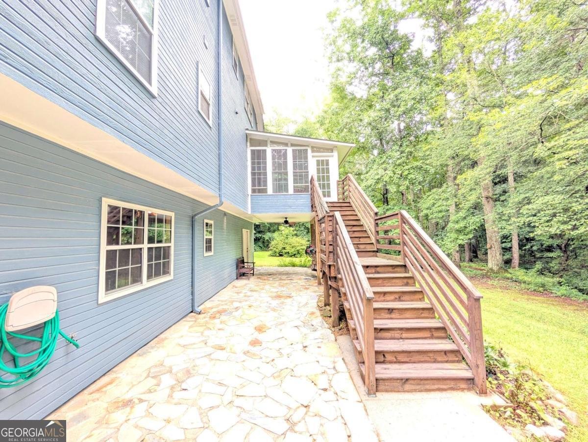 6797 Greenoak Drive Douglasville - 48