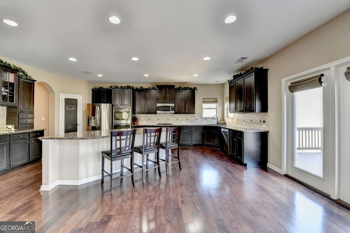 7130 ROCKING HORSE Lane Cumming - 9