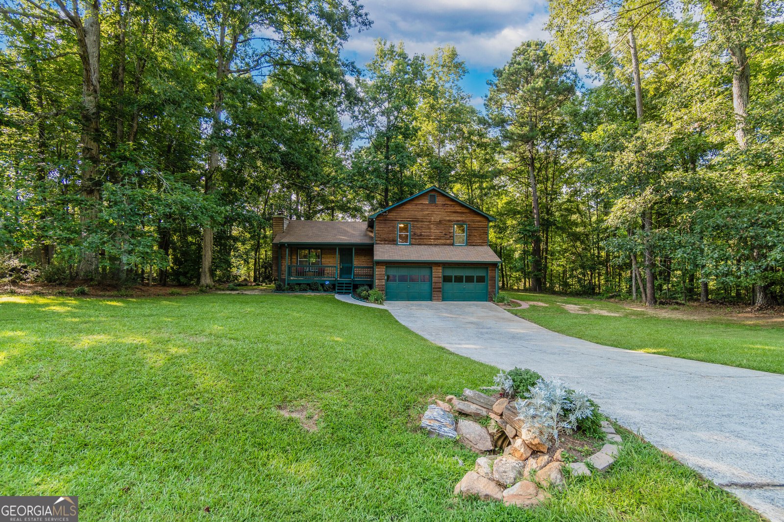 100 Lakeside Drive Covington - 1