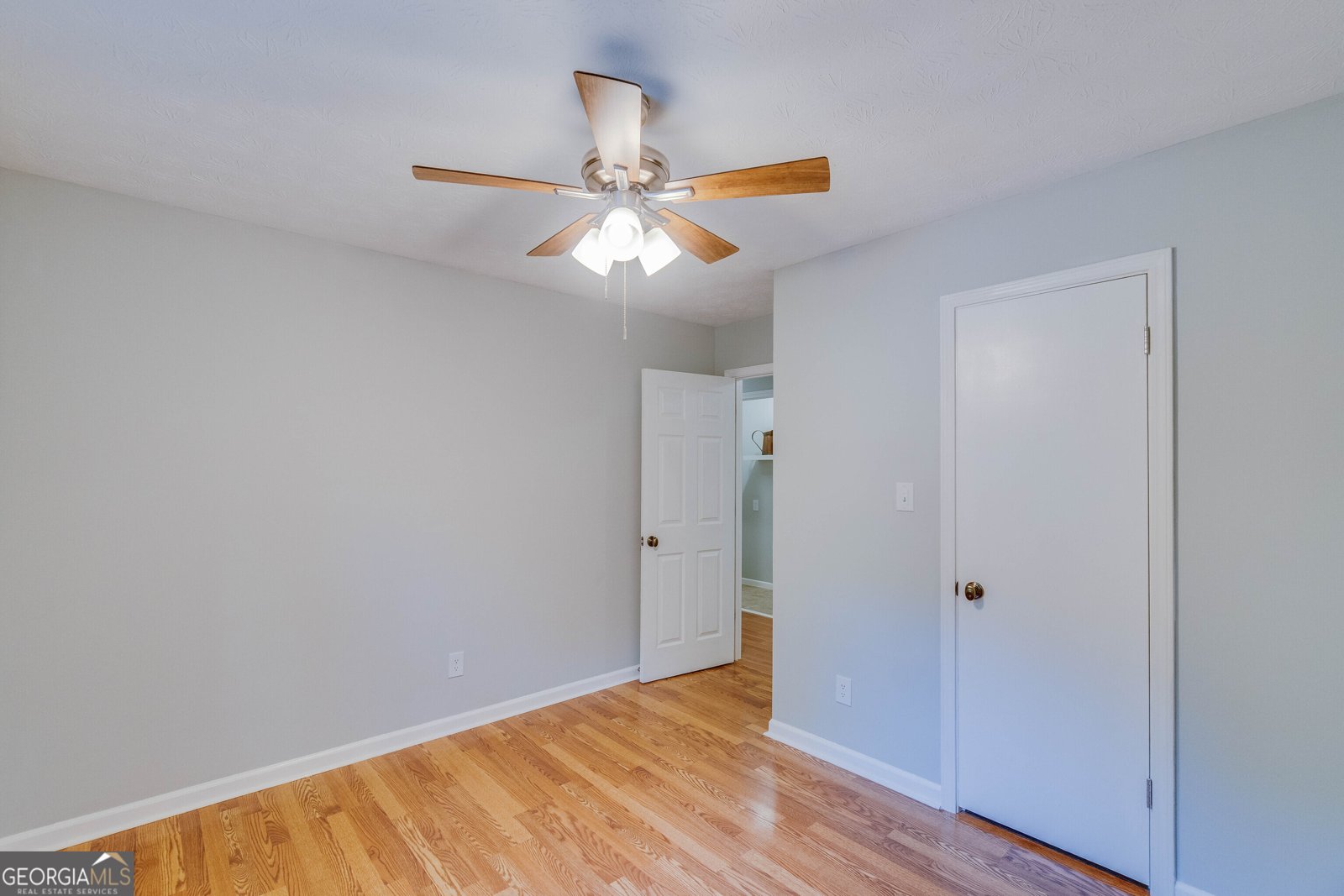 100 Lakeside Drive Covington - 26