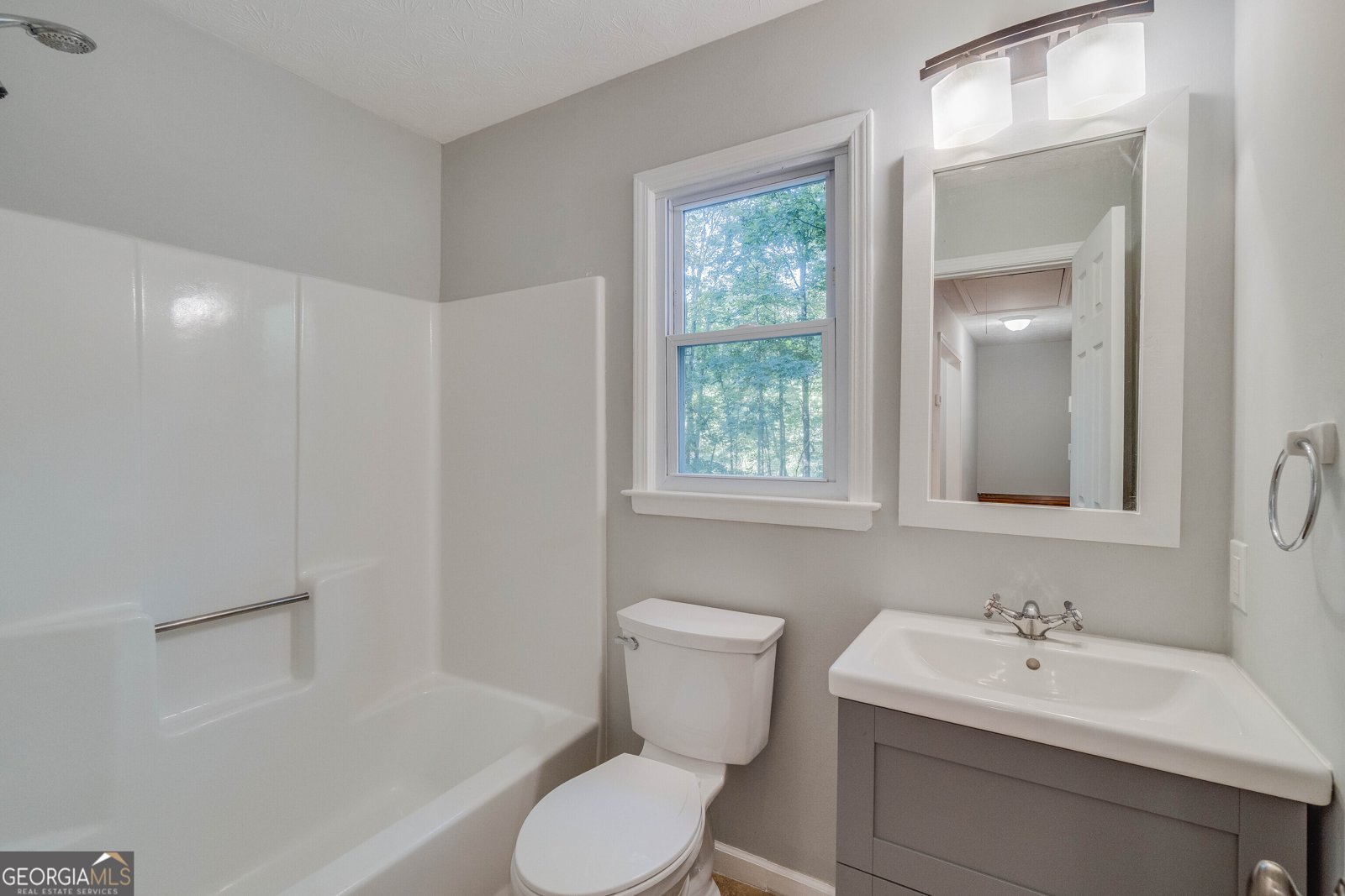 100 Lakeside Drive Covington - 27