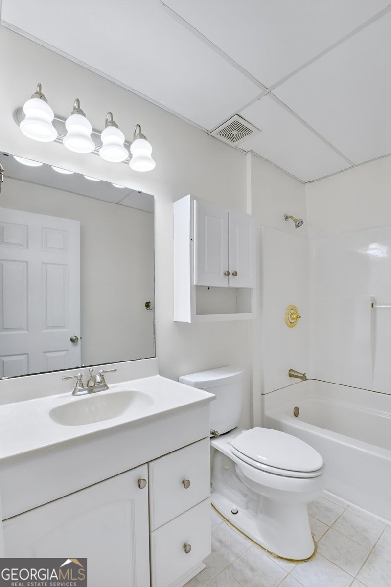 130 Sable Pointe Drive Milton - 18