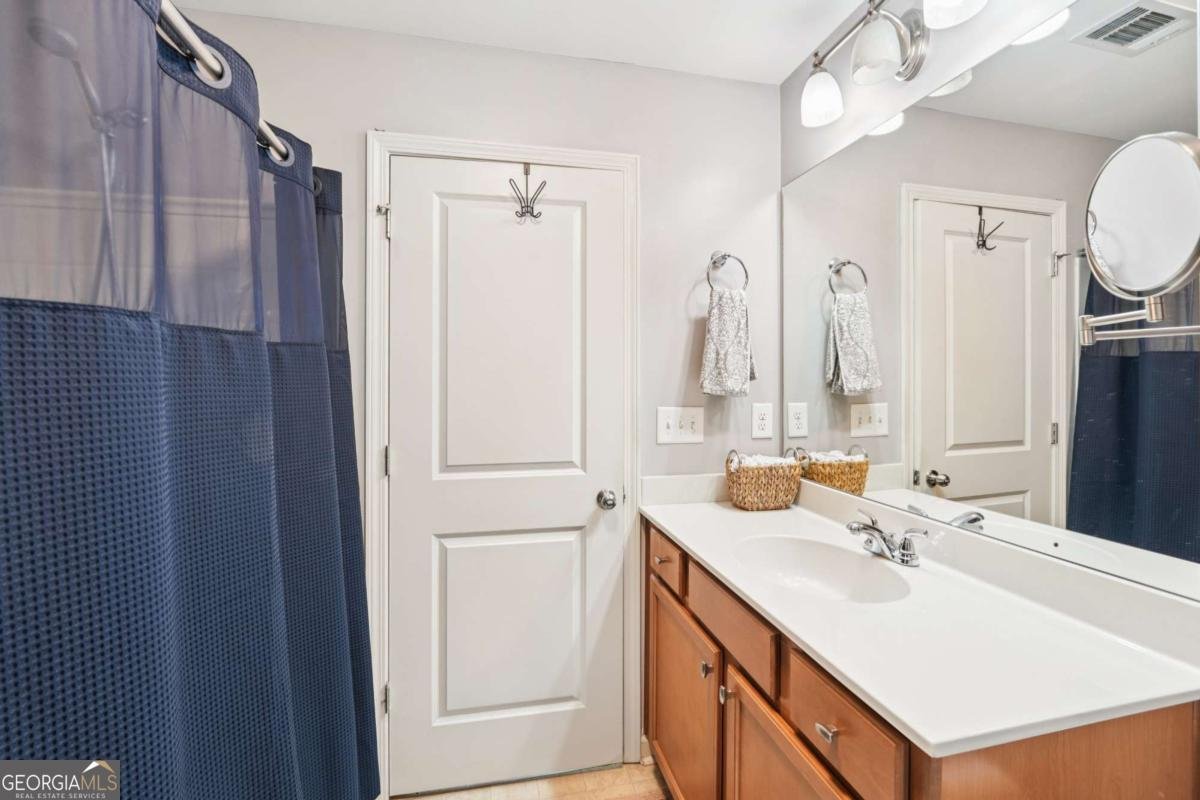 215 Semel Drive Atlanta - 6