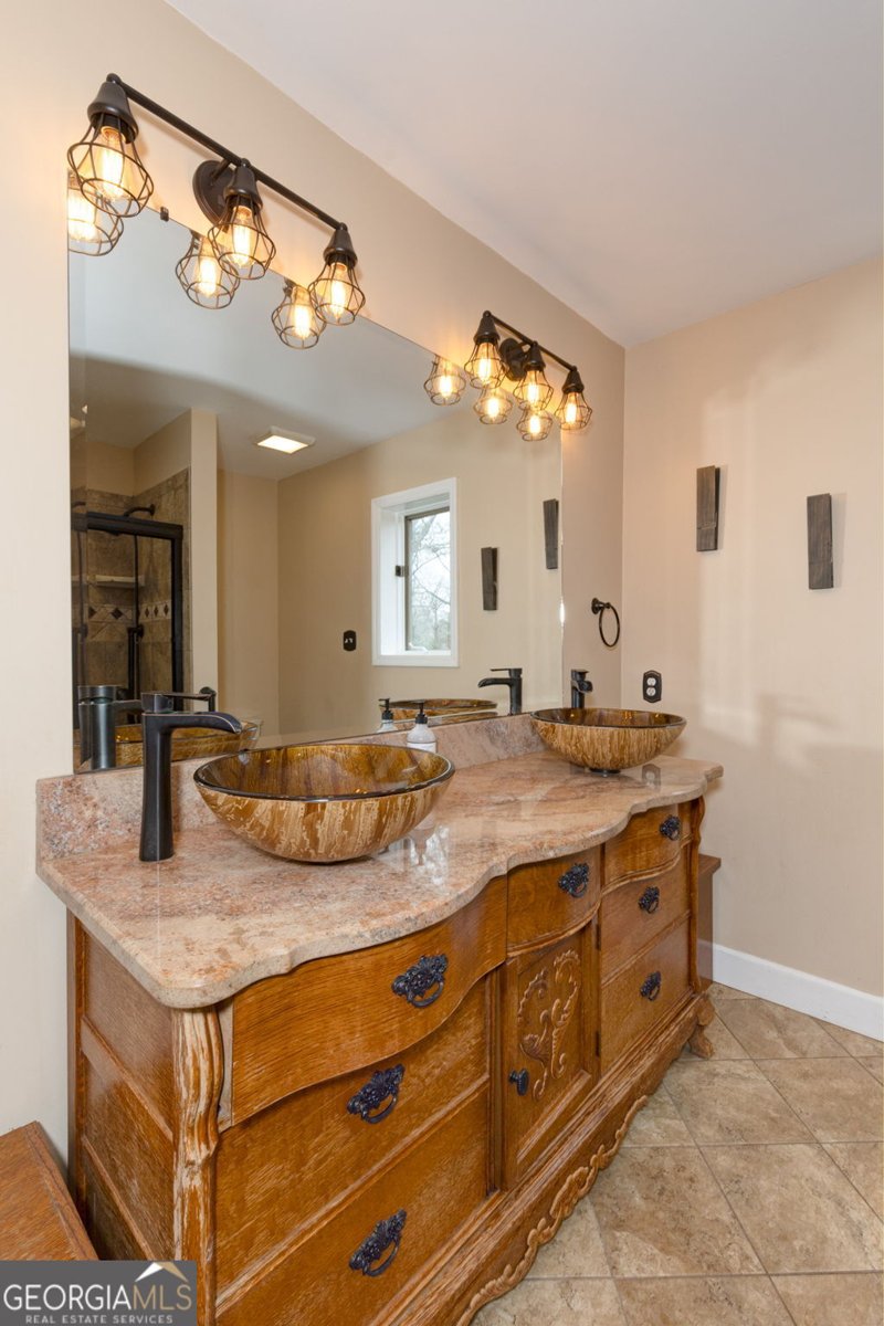 121 David Drive Thomaston - 23