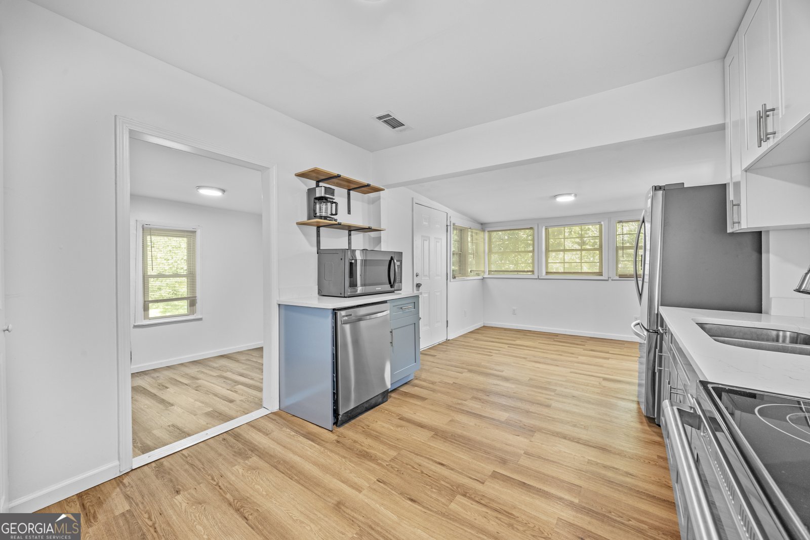 1339 Lyle Avenue Atlanta - 4