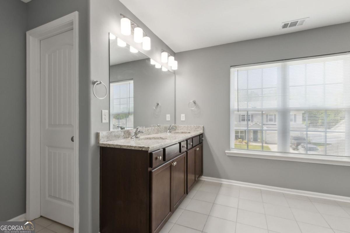 259 Daniel Trent Way Kingsland - 43