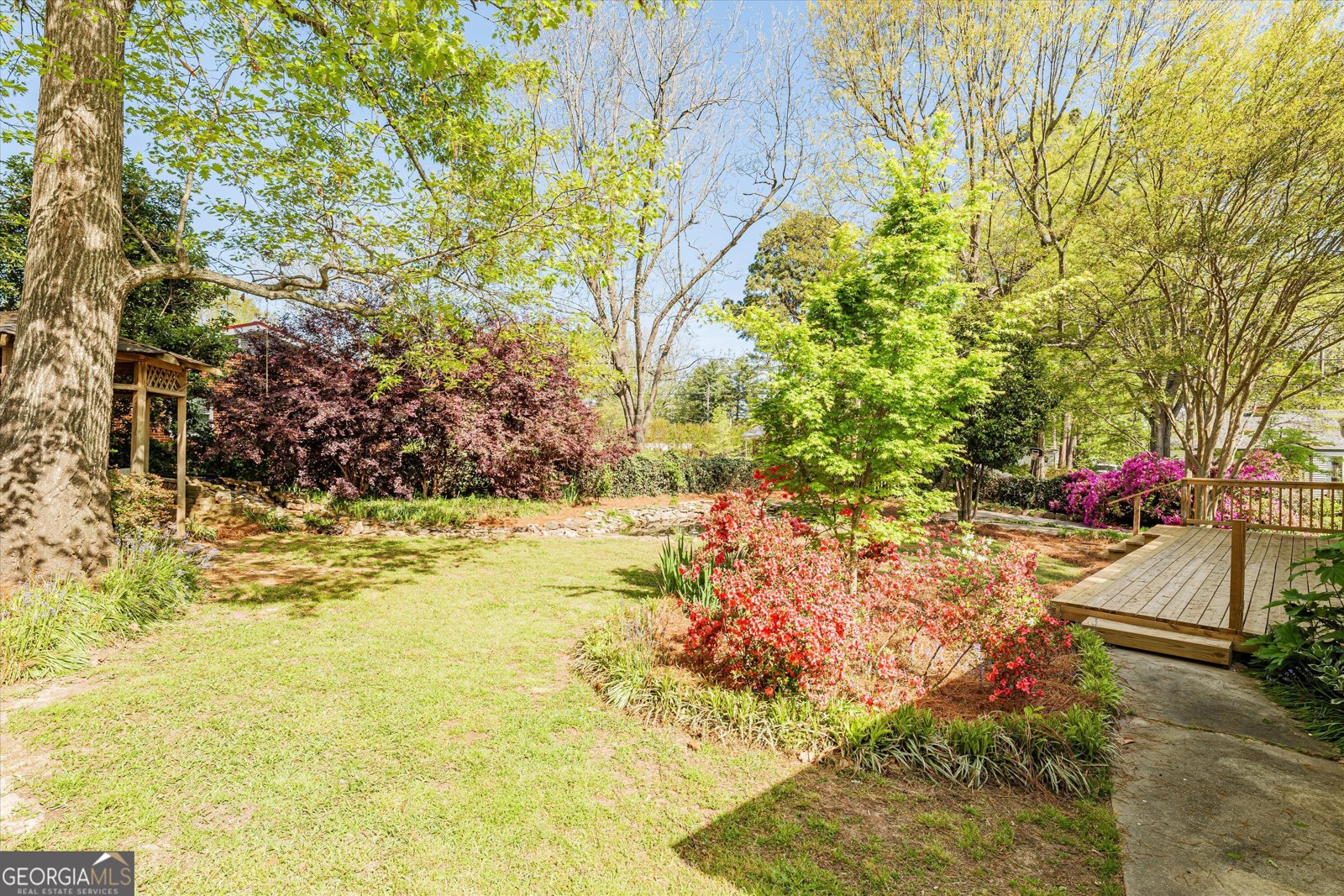 832 Berkshire Drive Washington - 22