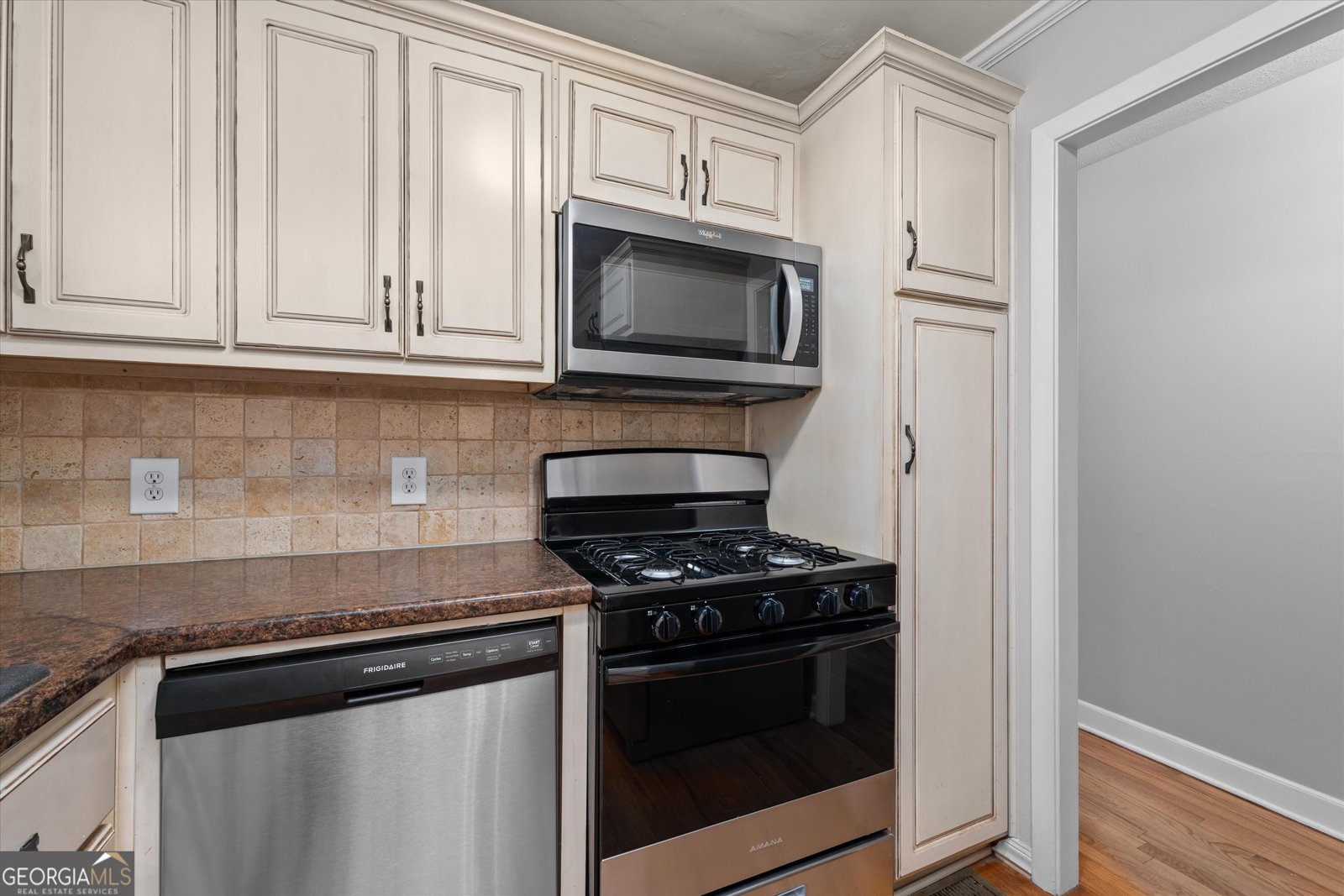 832 Berkshire Drive Washington - 40