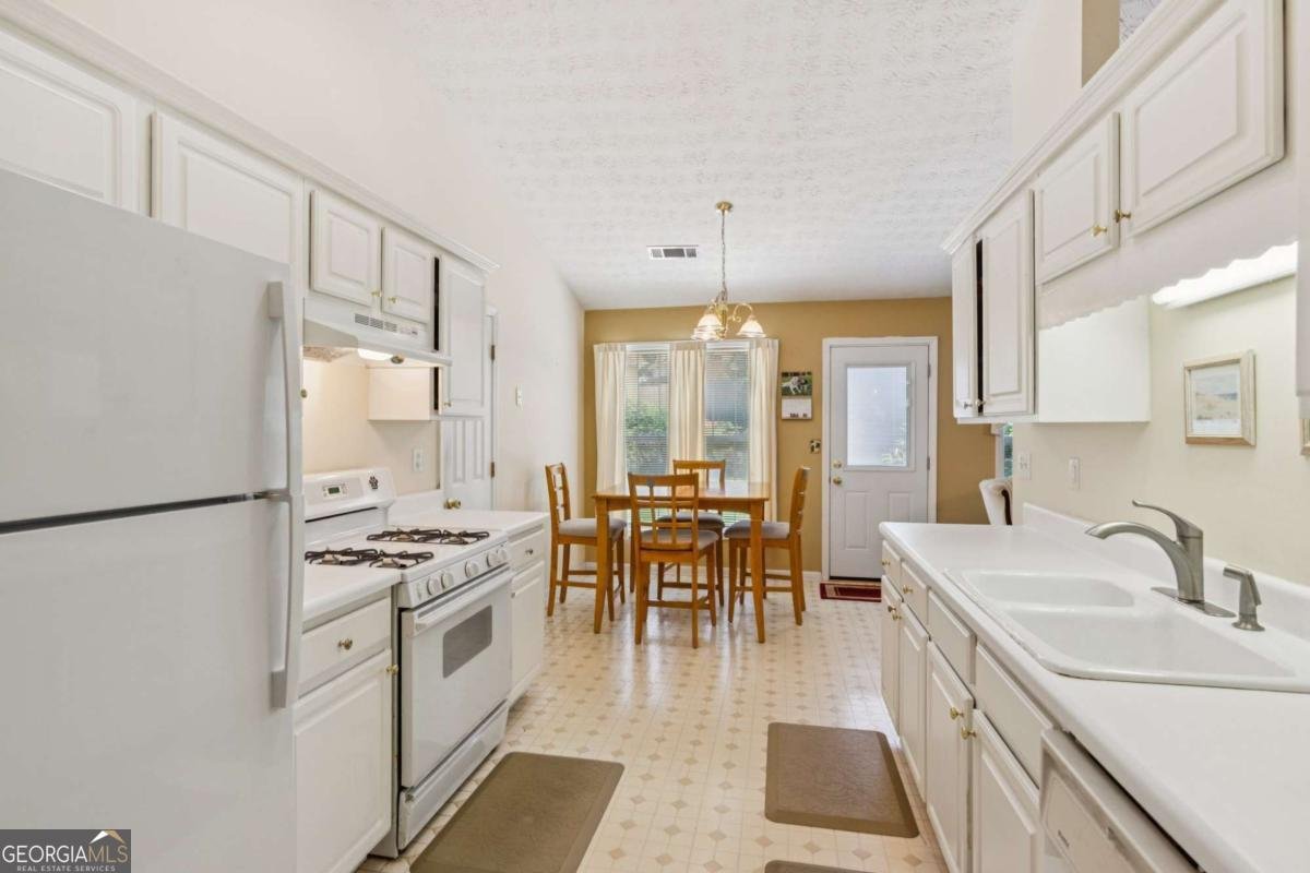 567 Aldgate Lane Lawrenceville - 15