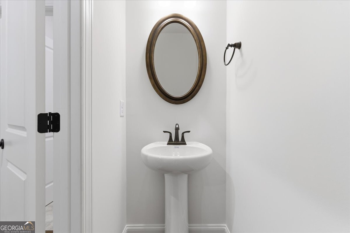 7791 Capps Ridge Lane Douglasville - 33