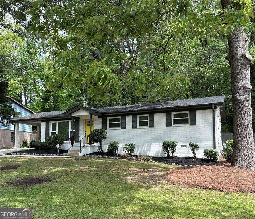 4396 Greenleaf Circle Atlanta - 2