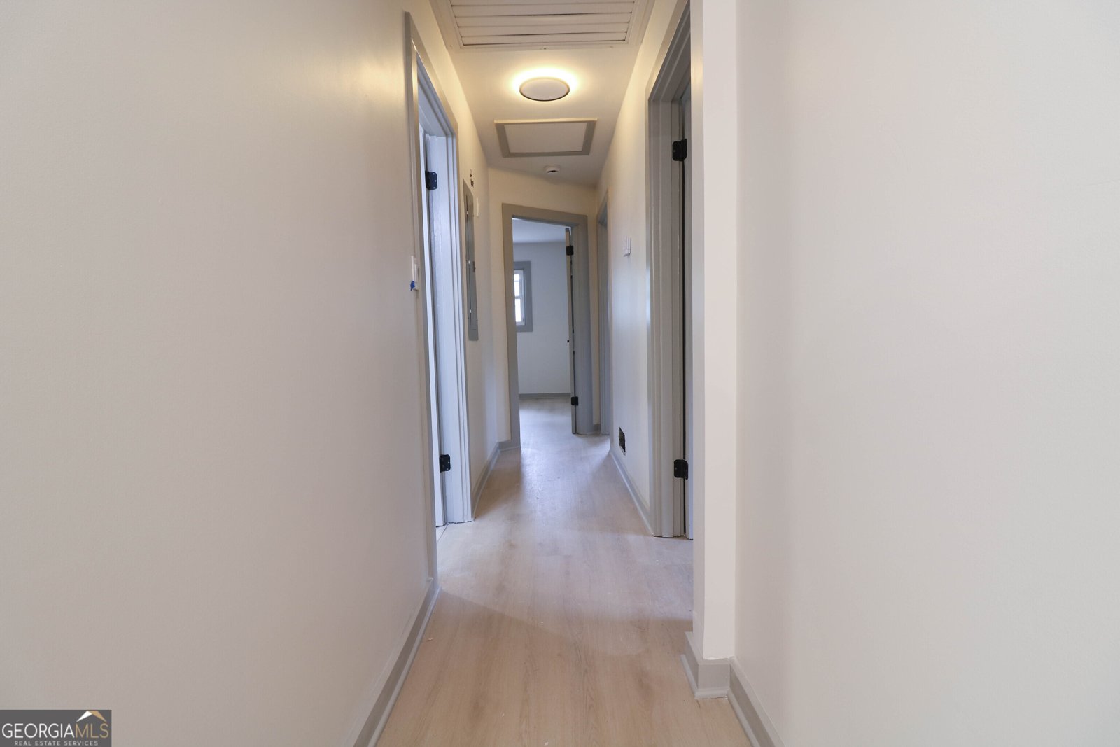 4396 Greenleaf Circle Atlanta - 9