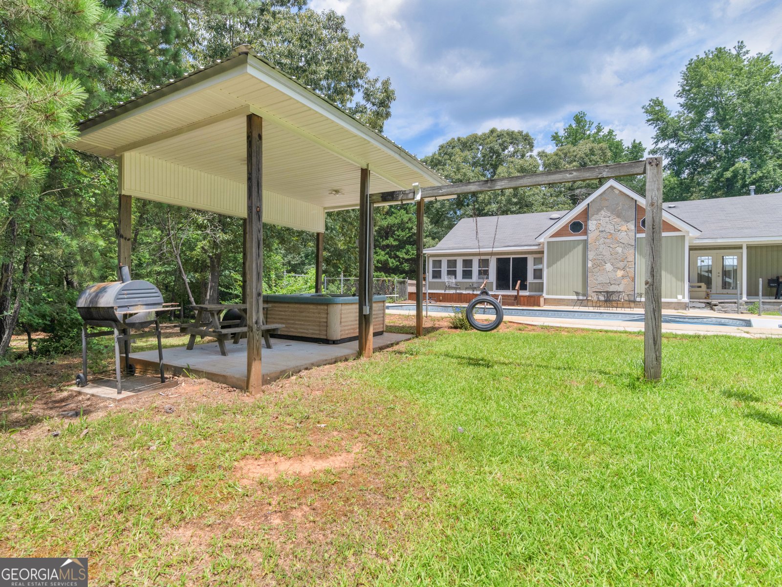 768 Zebulon Road Zebulon - 33