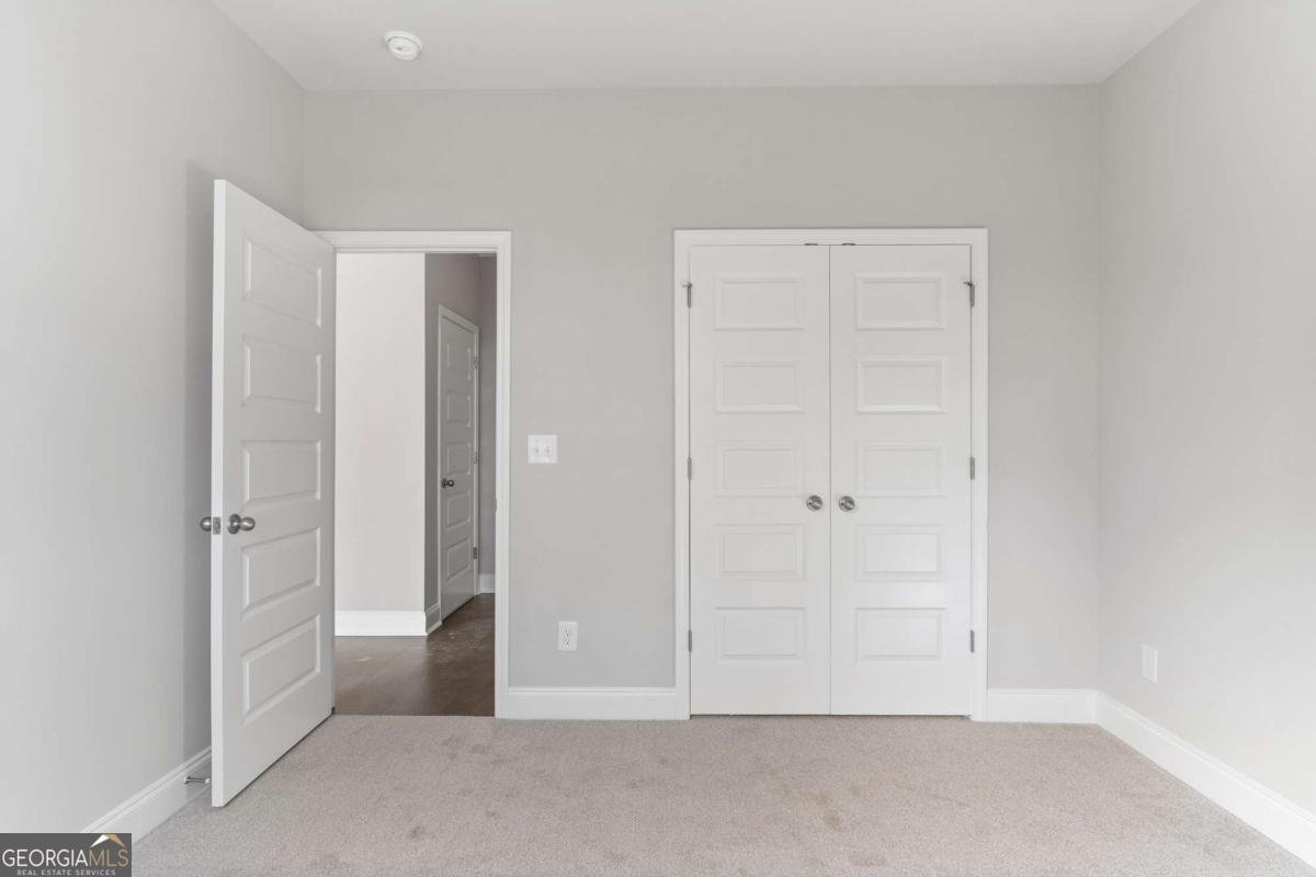7252 Millbrae Walk Flowery Branch - 20