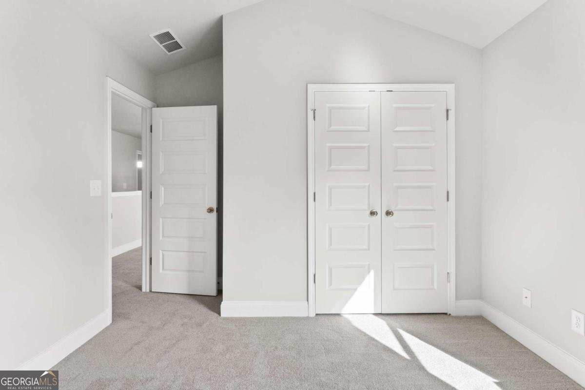7252 Millbrae Walk Flowery Branch - 33