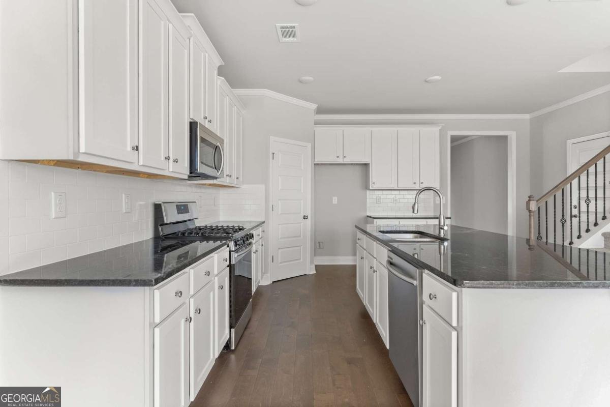 7252 Millbrae Walk Flowery Branch - 9
