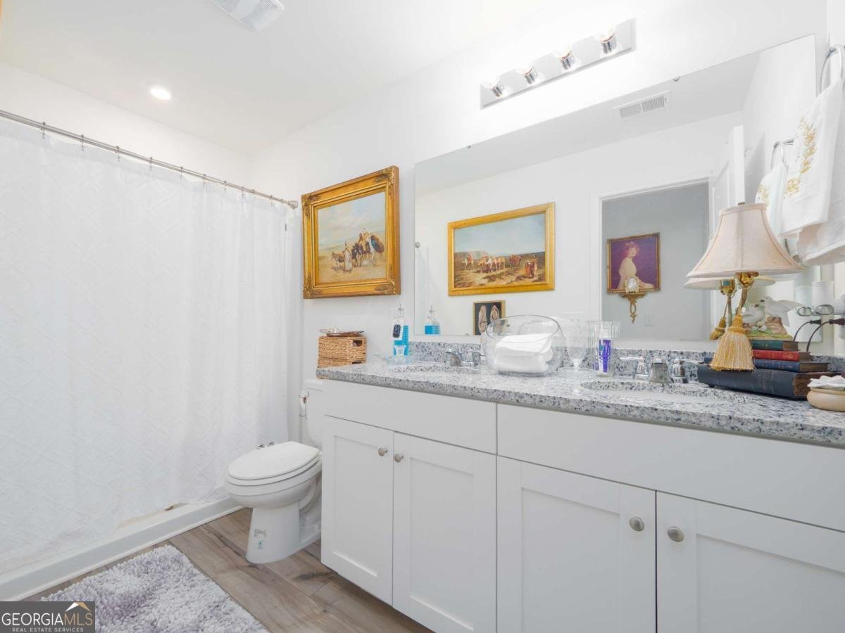 138 Mohr Club Drive Darien - 25