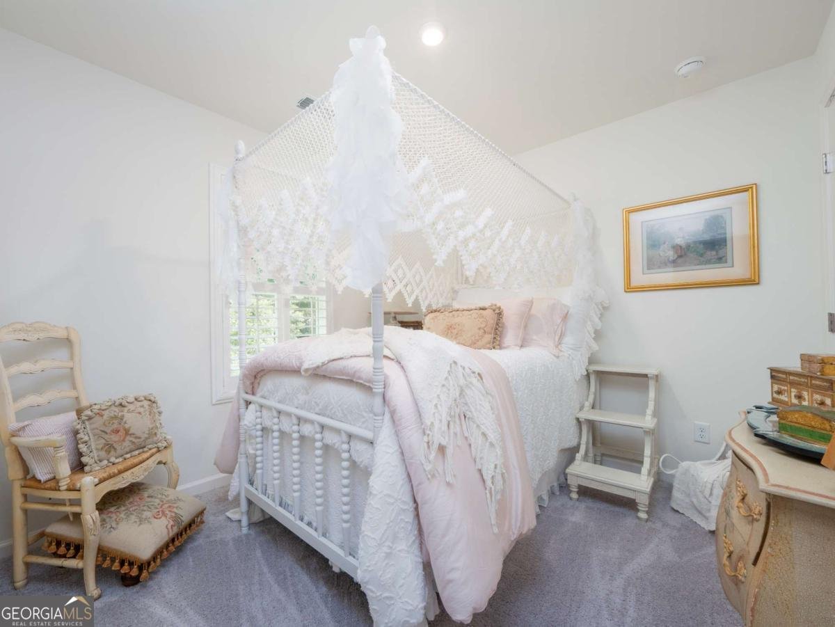 138 Mohr Club Drive Darien - 27