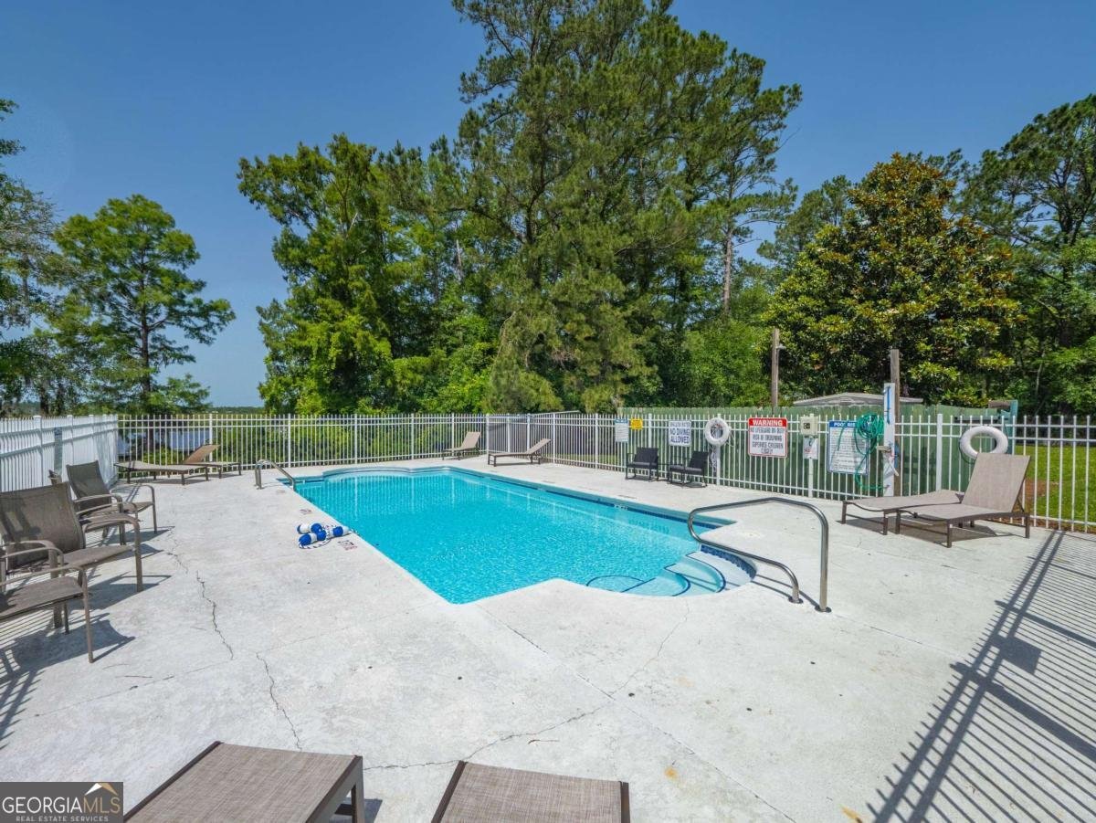 138 Mohr Club Drive Darien - 31