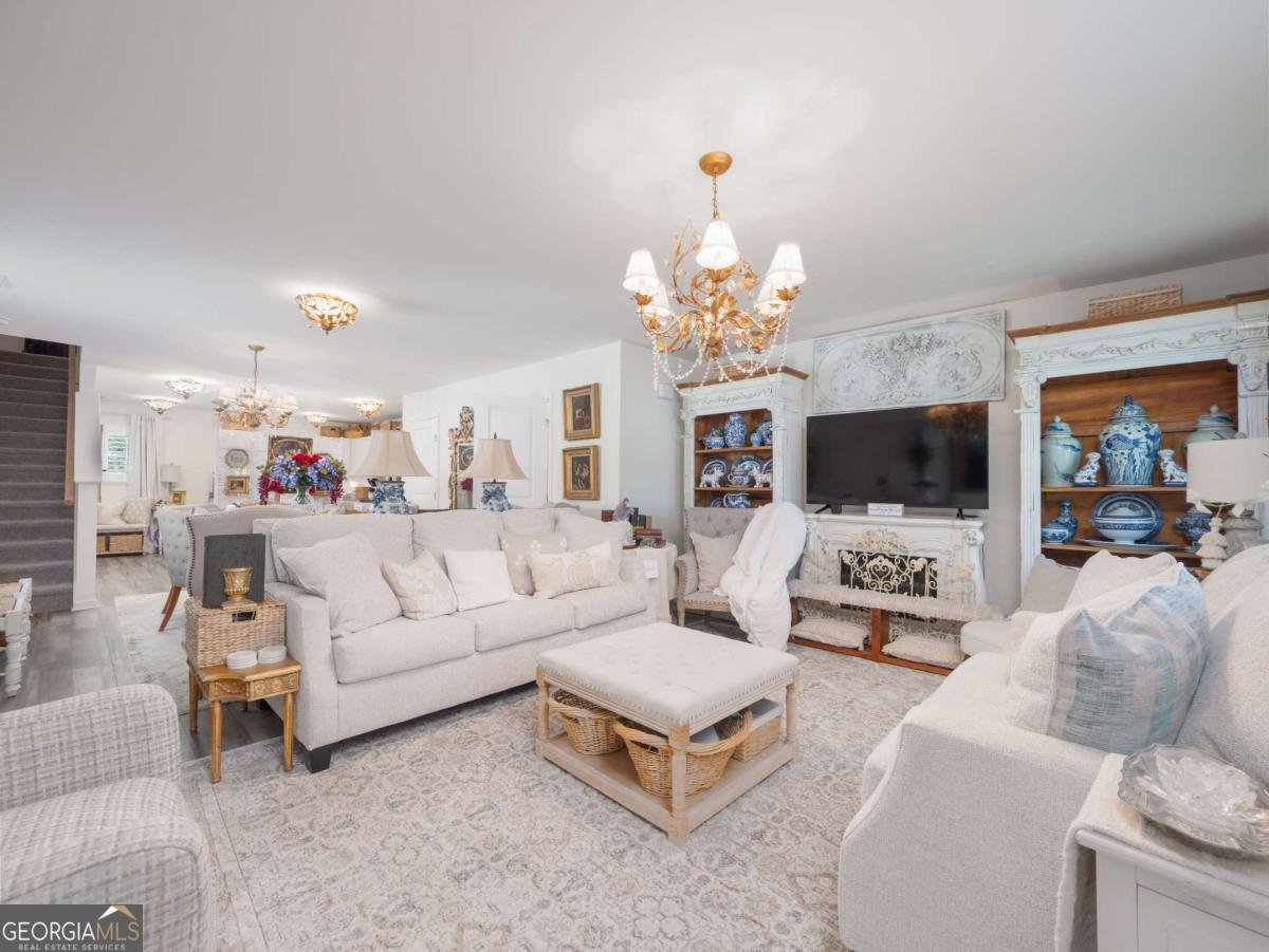 138 Mohr Club Drive Darien - 7