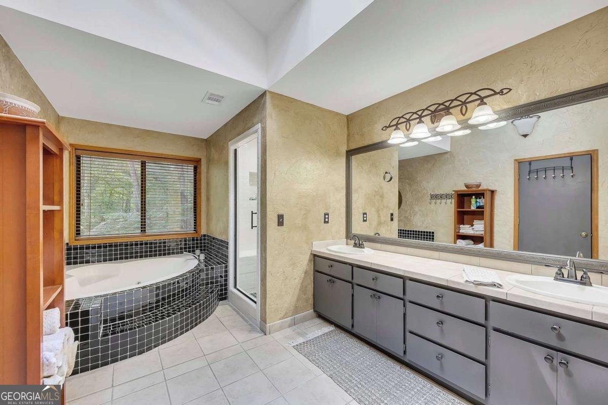 4274 Loch Highland Parkway Roswell - 31