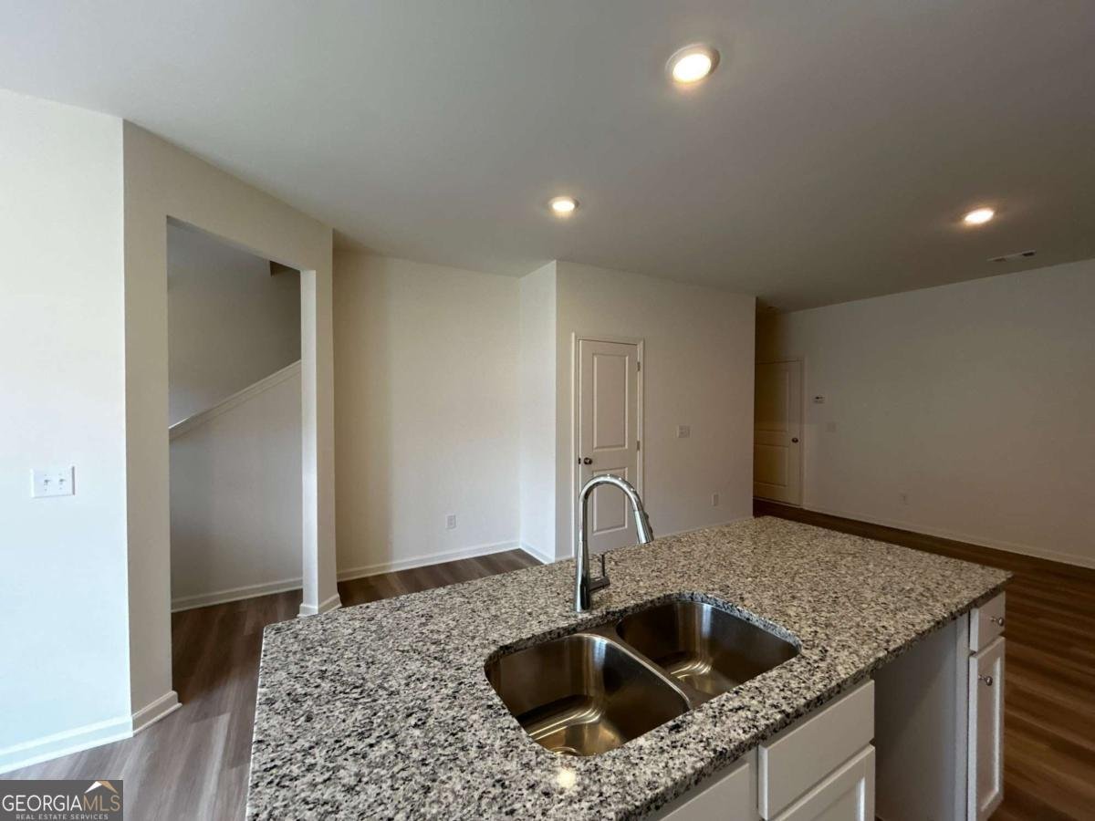 1907 Victoria Way Conyers - 10