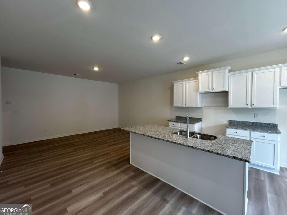 1907 Victoria Way Conyers - 2