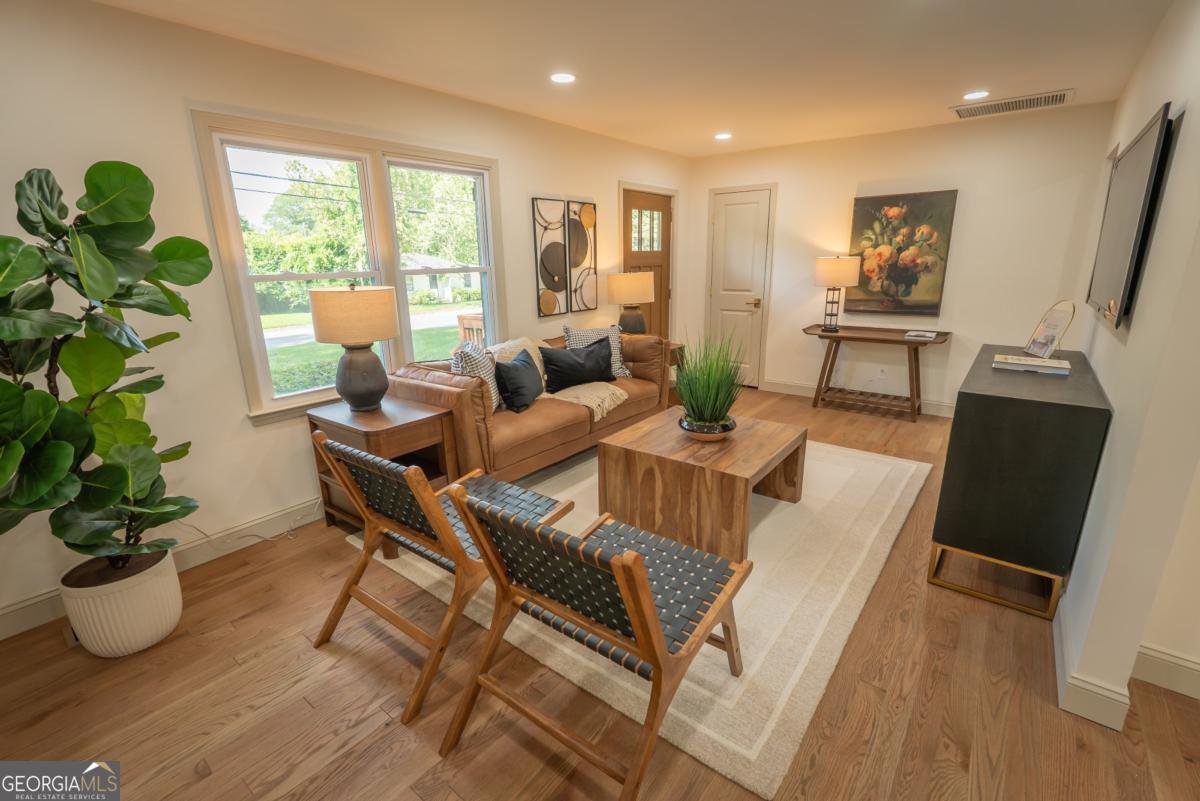 995 Valley Drive Smyrna - 11