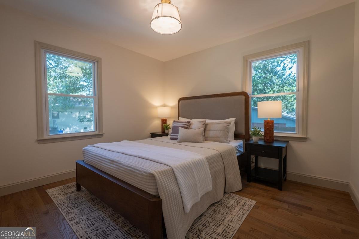 995 Valley Drive Smyrna - 19