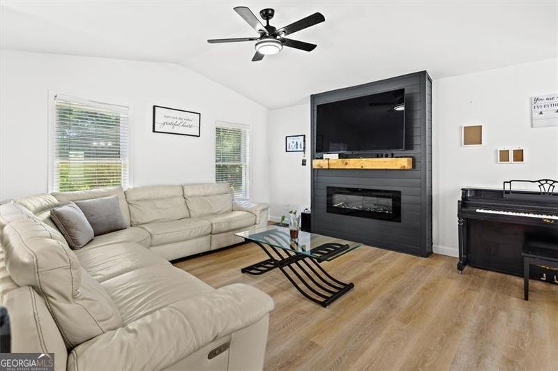 4446 LAMAR Drive Douglasville - 11