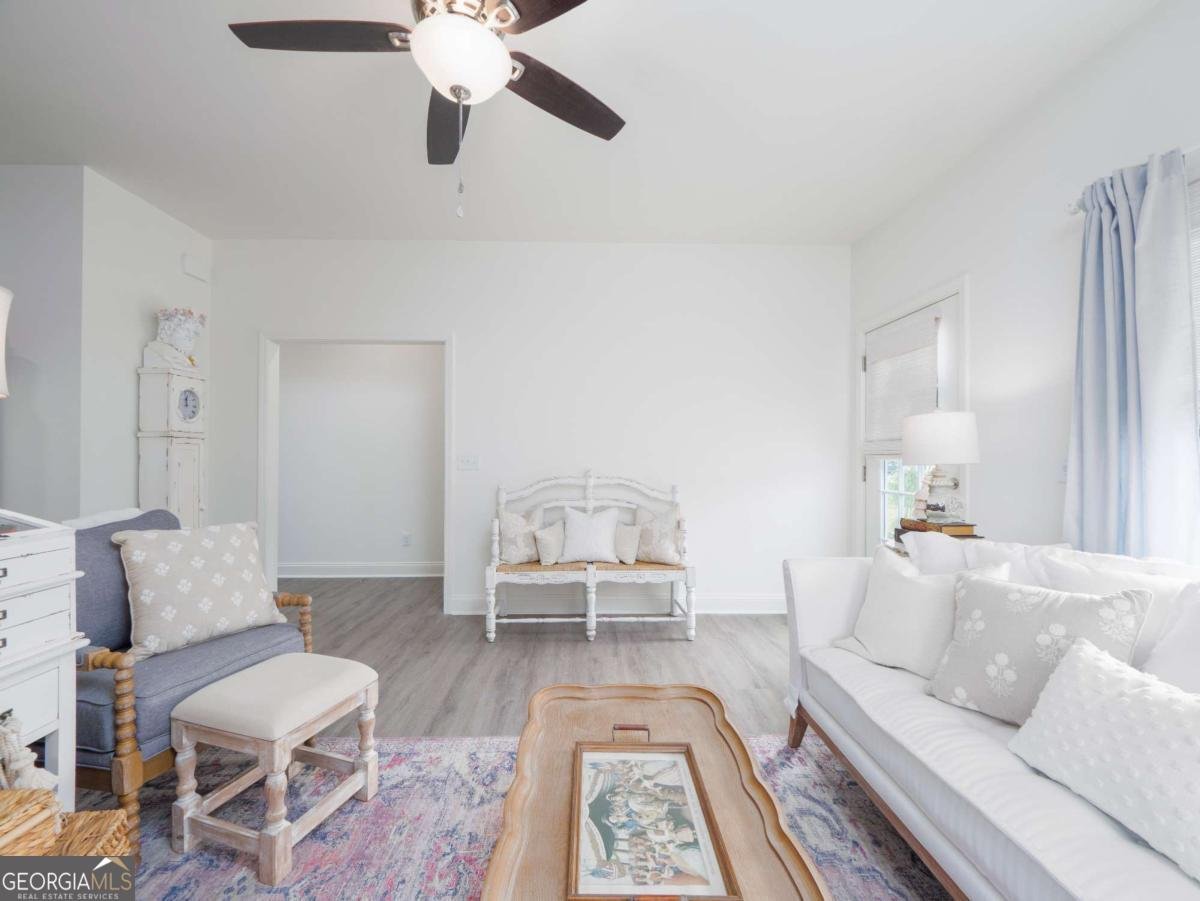 1007 Elbert Extension Darien - 7