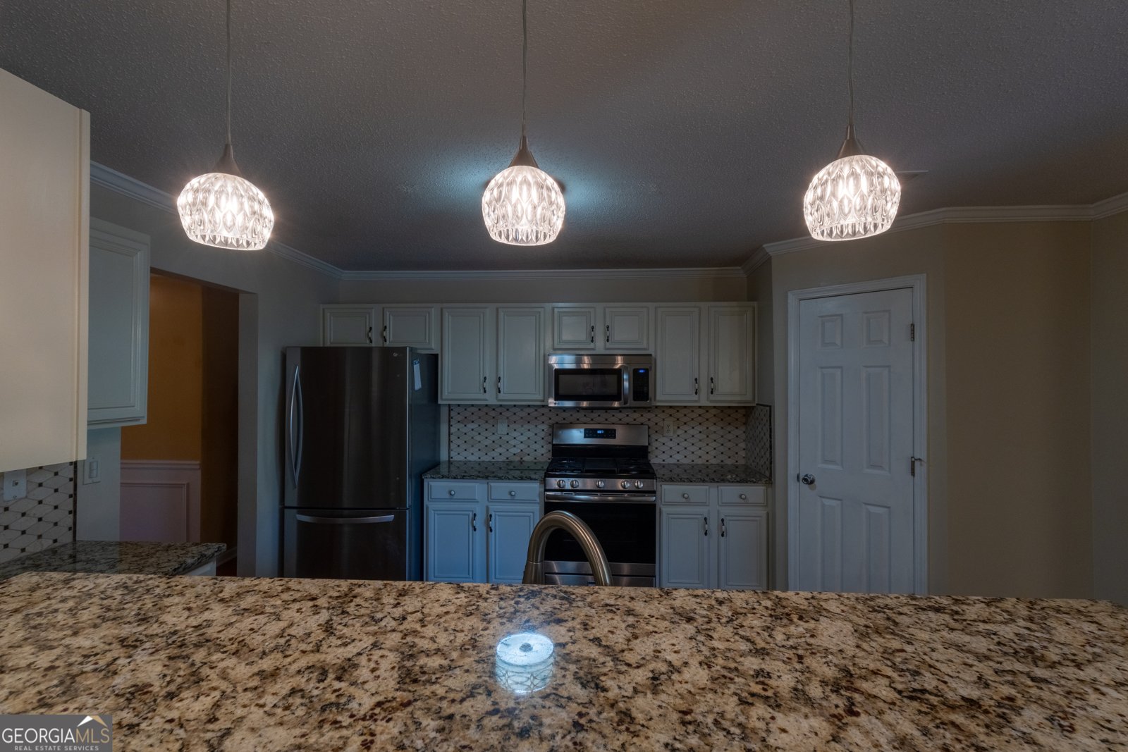 3689 Fremont Drive Ellenwood - 22