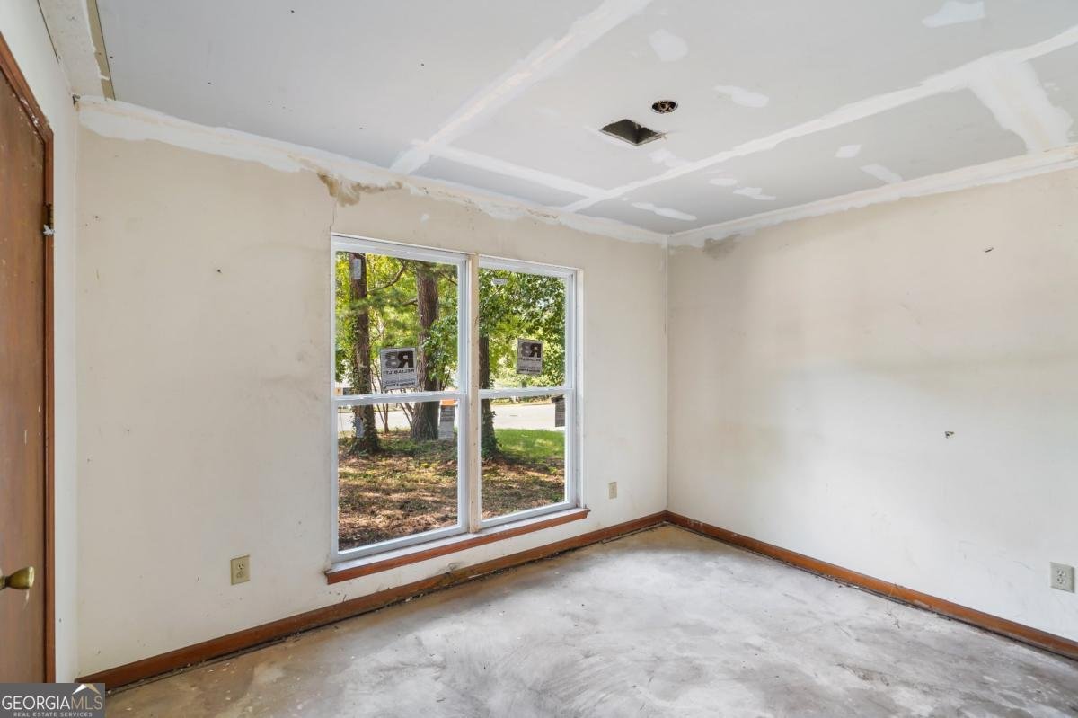 391 Park Ridge Circle Riverdale - 11