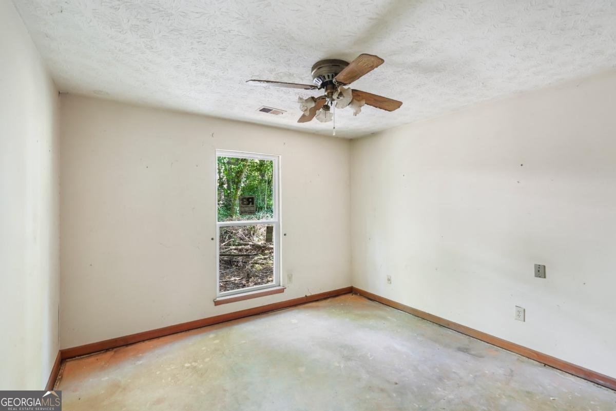 391 Park Ridge Circle Riverdale - 16