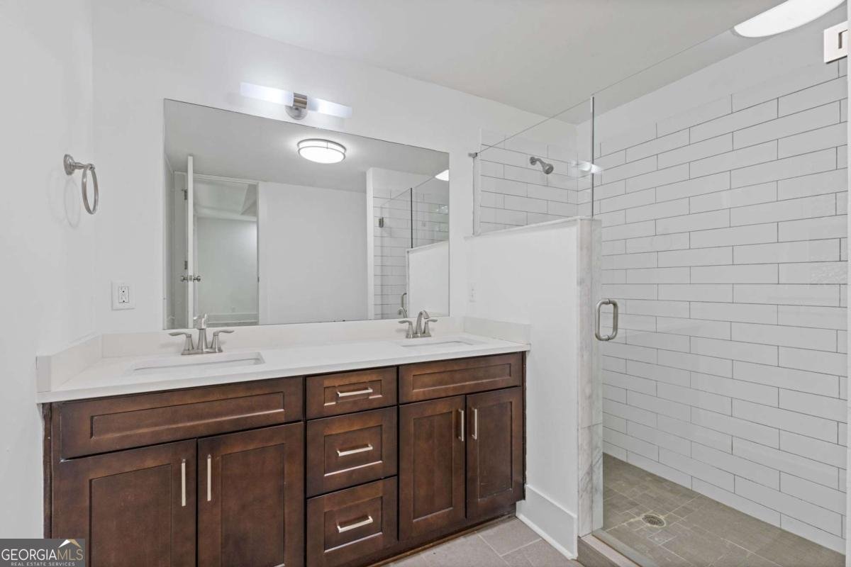 7090 Riverside Drive Atlanta - 16
