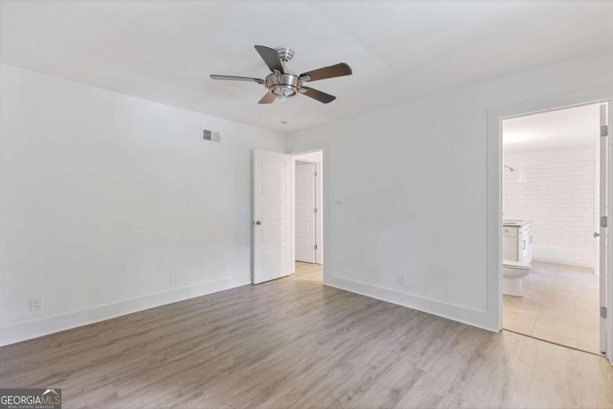 7090 Riverside Drive Atlanta - 25