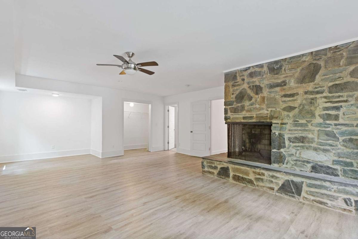 7090 Riverside Drive Atlanta - 34