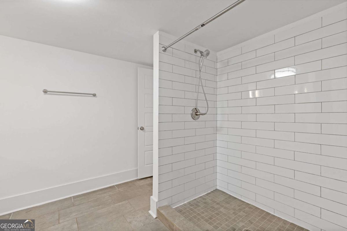 7090 Riverside Drive Atlanta - 36