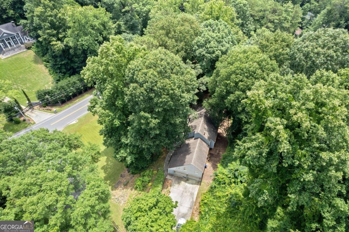7090 Riverside Drive Atlanta - 48