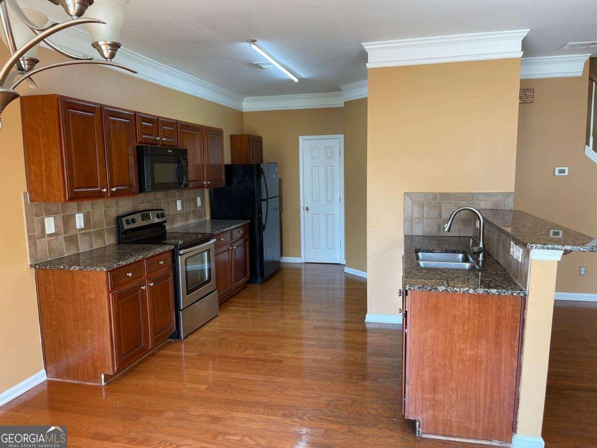 212 BELLECLIFF Court Tucker - 12