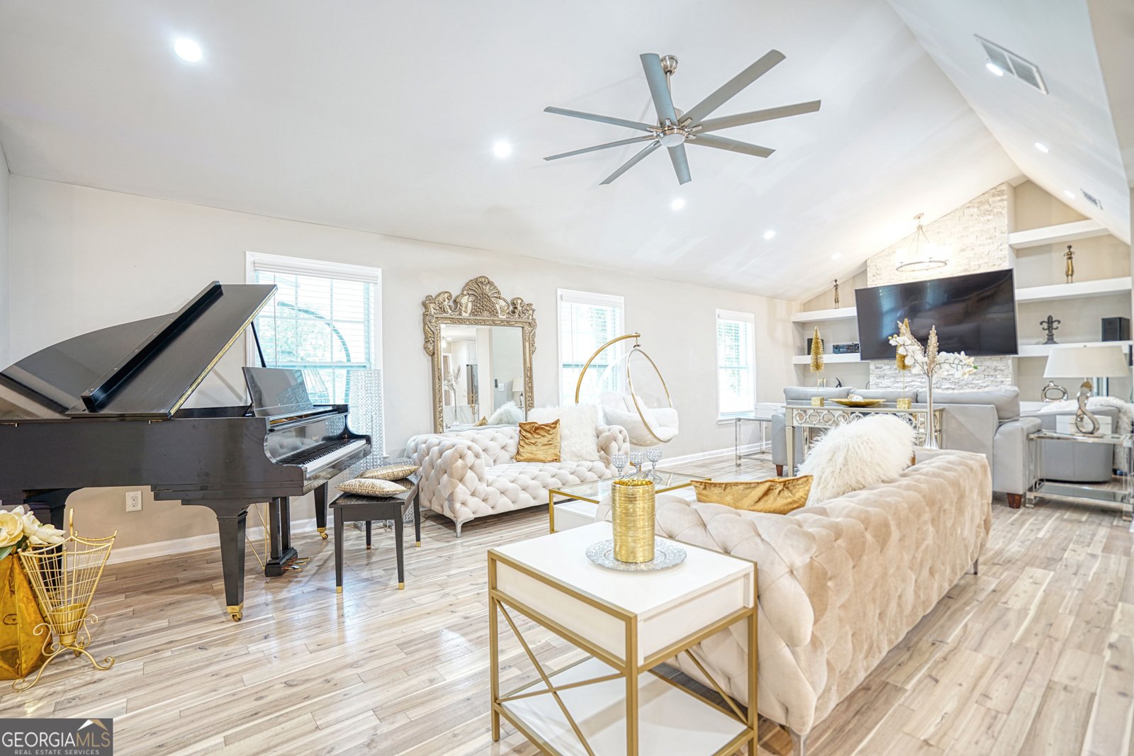 659 Lynn Valley Road Atlanta - 3