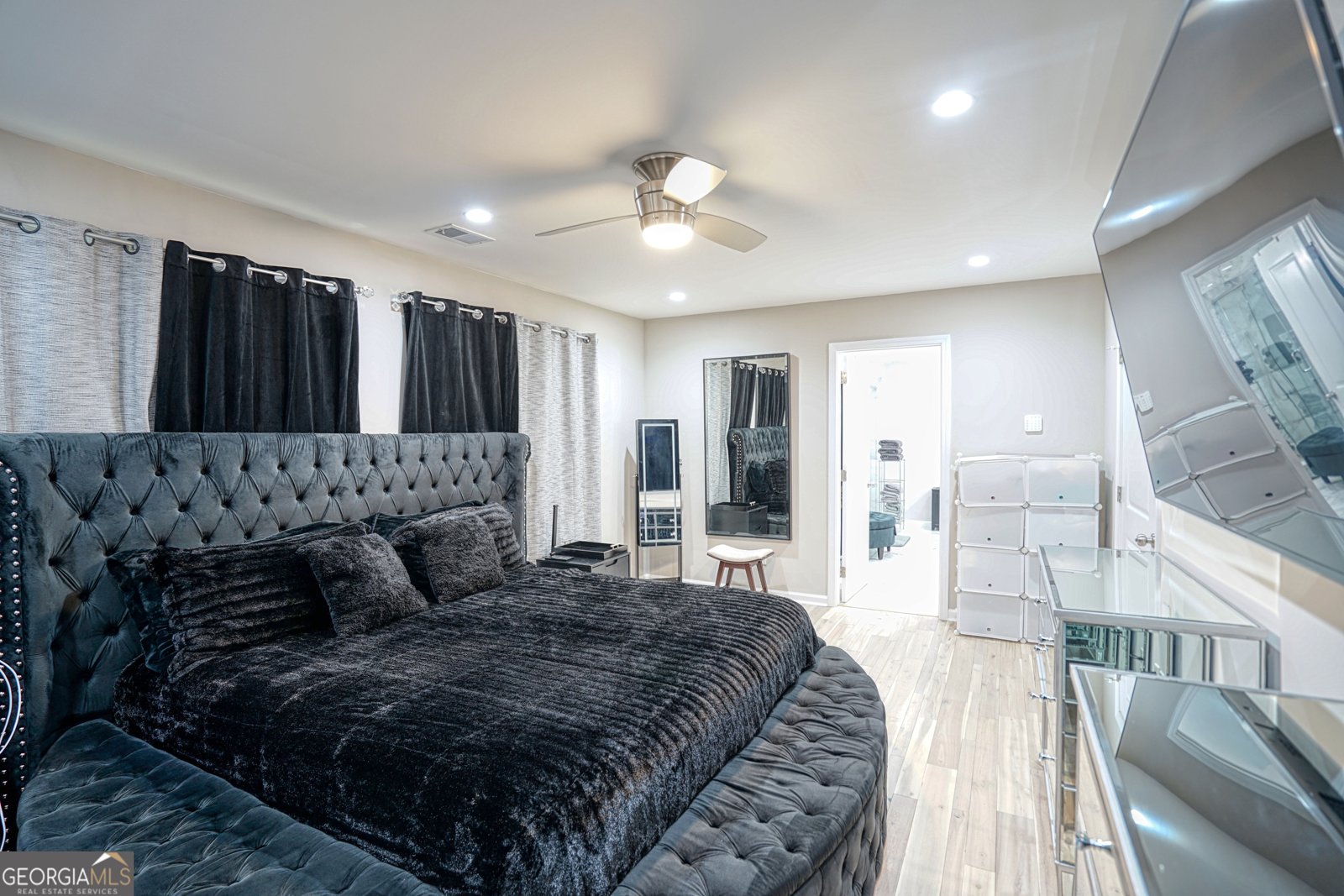 659 Lynn Valley Road Atlanta - 30