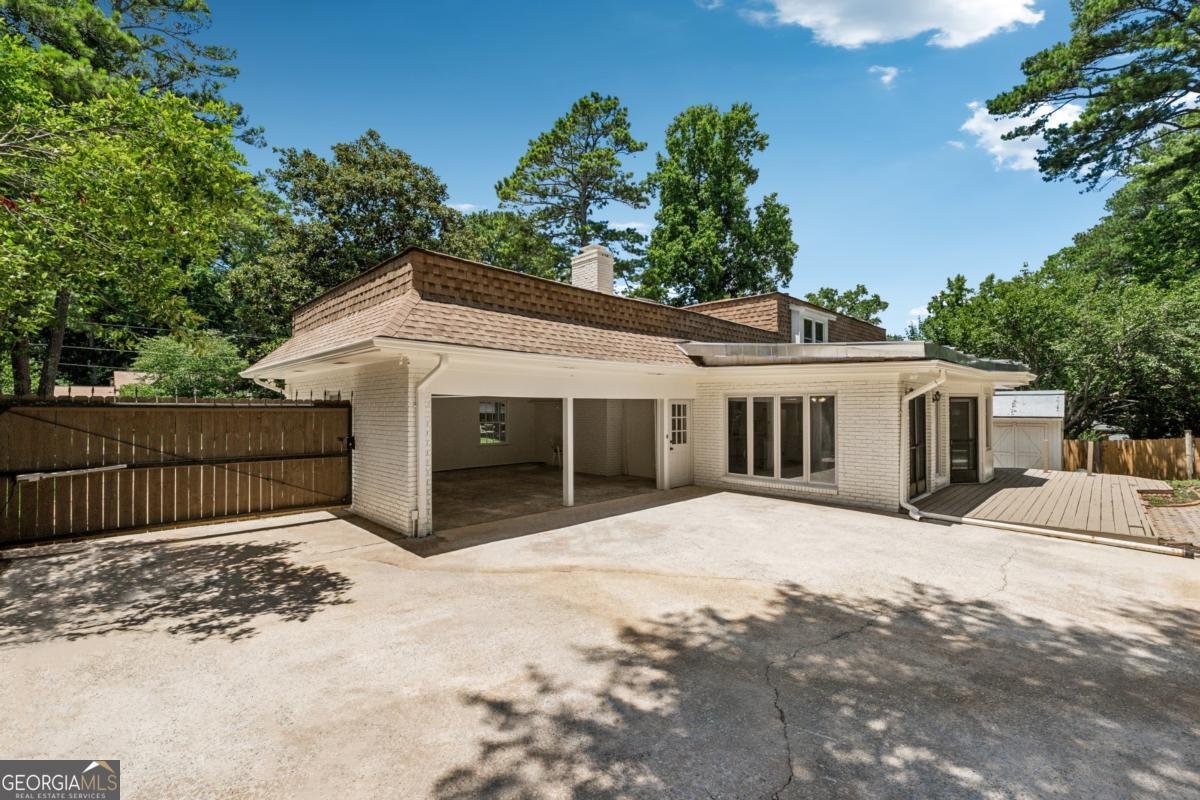 2373 Woodcreek Court Tucker - 23