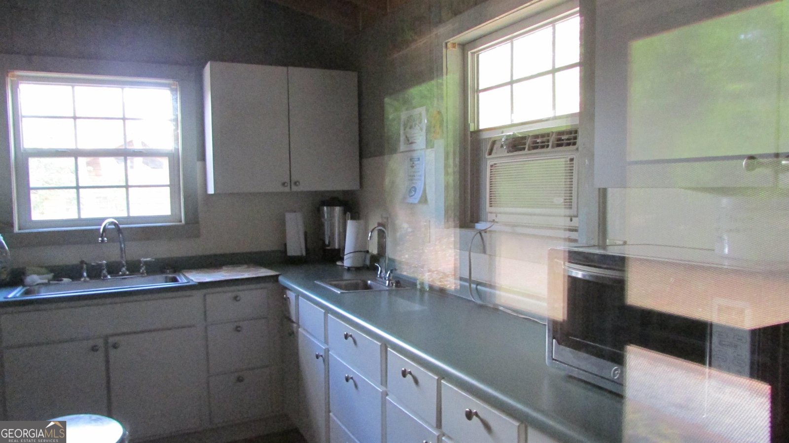 20 Fishtail Circle Cleveland - 65