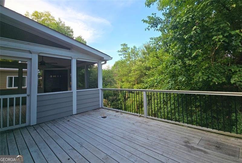 310 AVEBURY JOHNSCREEK - 2