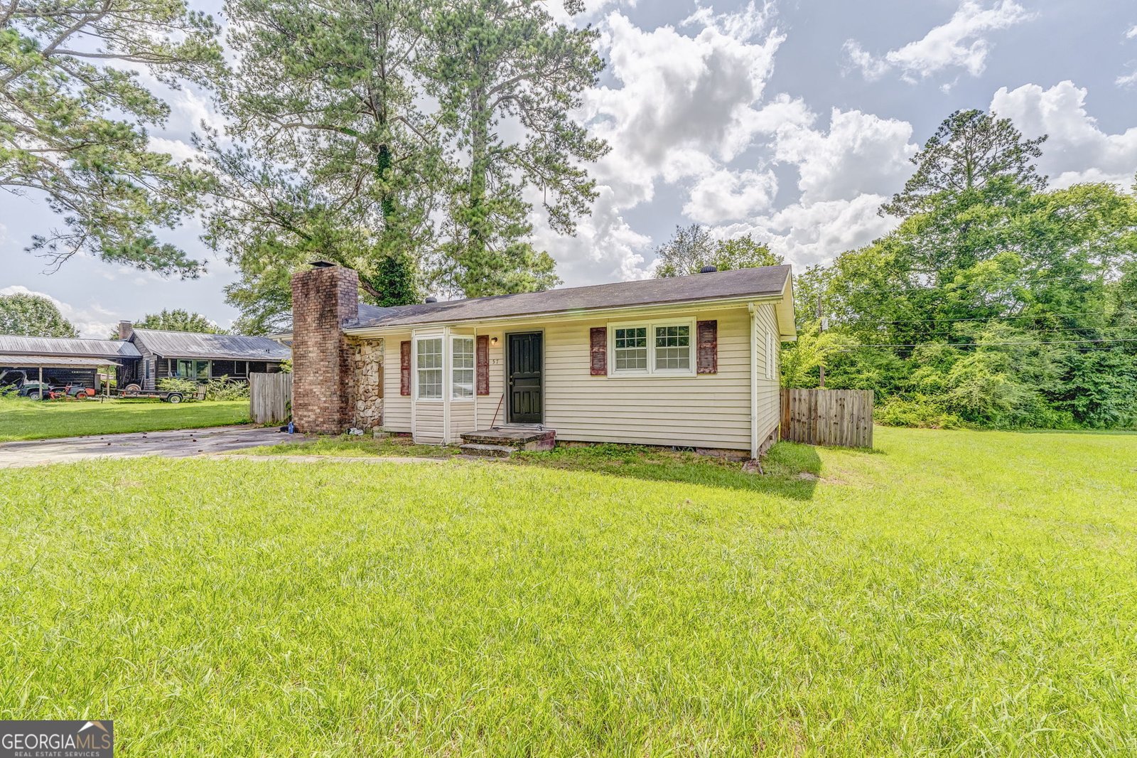 57 North Drive Armuchee - 29