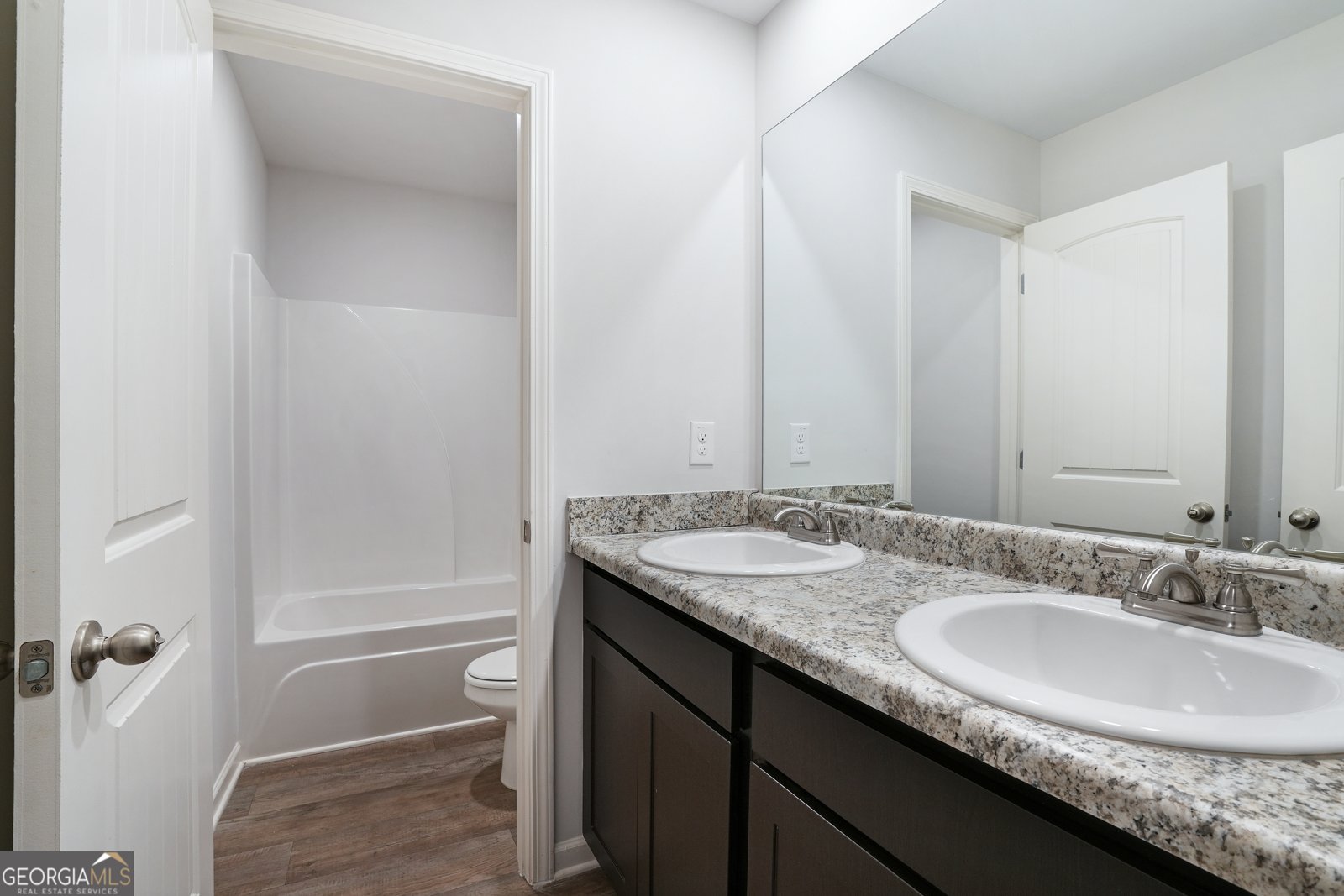 7220 Winterberry Circle Macon - 9