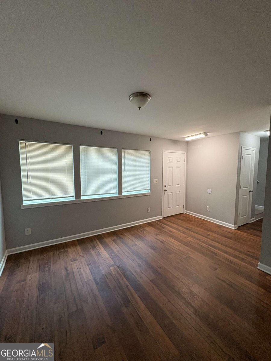 7560 Taylor Road Riverdale - 2